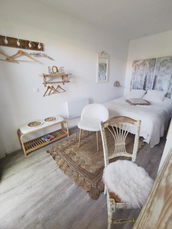 Au Poeme Du Chene, Logement Independant, Calme, Parking Gratuit Basse-Goulaine Exteriör bild